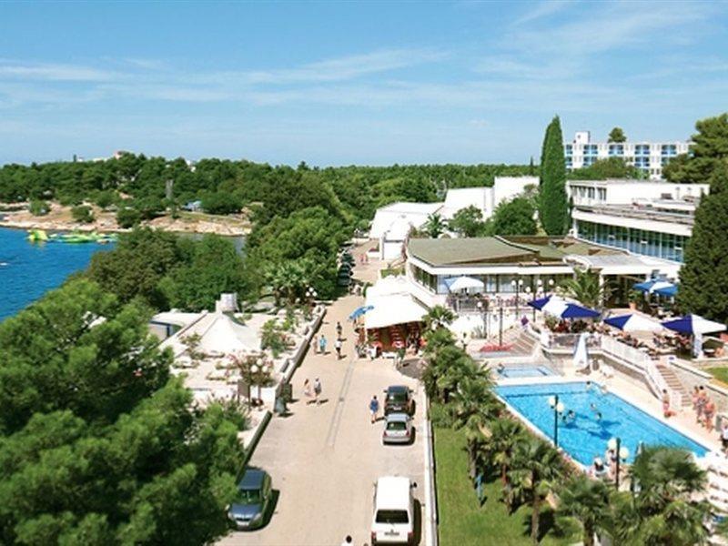 Zorna Plava Laguna Szálloda 3*