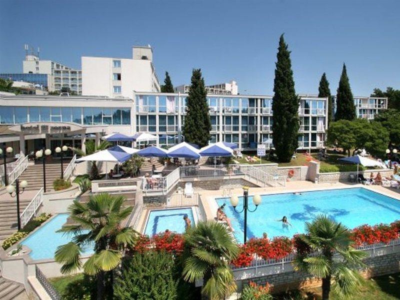 Zorna Plava Laguna Szálloda 3*